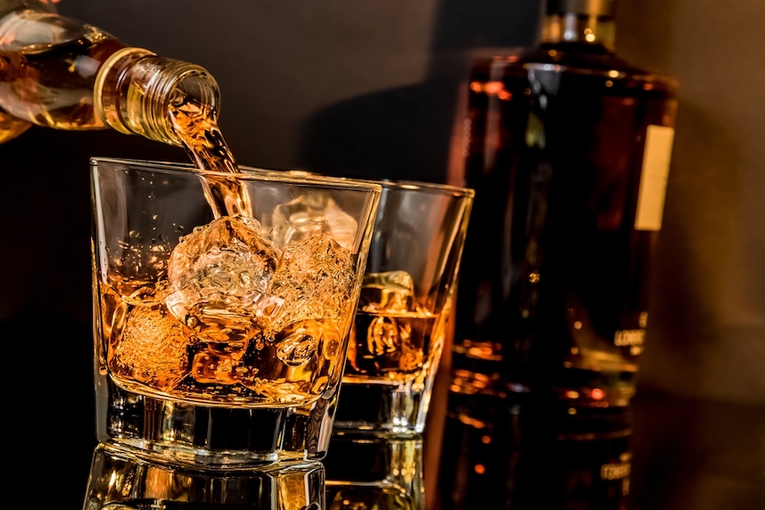 Whisky oder Whiskey? Alles, was Sie wissen mssen